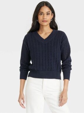 Universal Thread Navy Blue Open Stitch V-Neck Sweater Size M